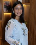 Dana on Sky Blue - Image 3