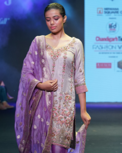 Lavender Heavy Zardozi Kurta Set with Banarasi Dupatta - Image 4